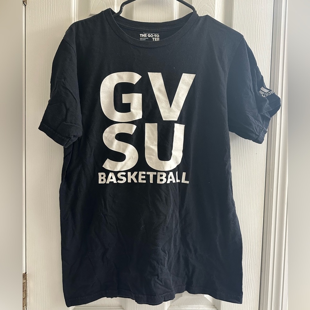 Adidas GVSU Grand Valley State University T shirt - GVSU basketball 2014-18